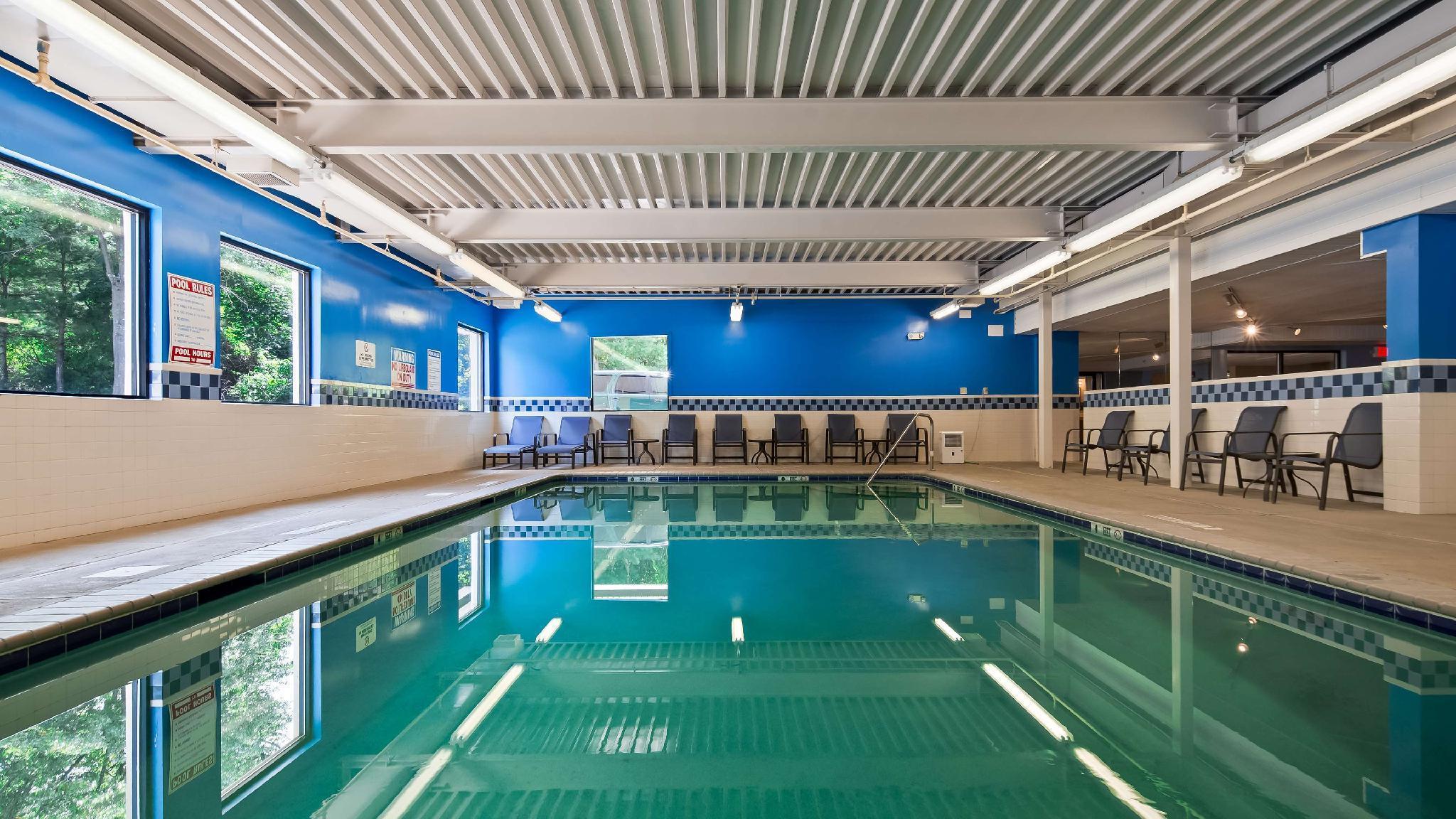 Baymont By Wyndham Groton/Mystic Hotel Екстериор снимка